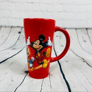 Used like new Disneyland mug 16oz? Red
